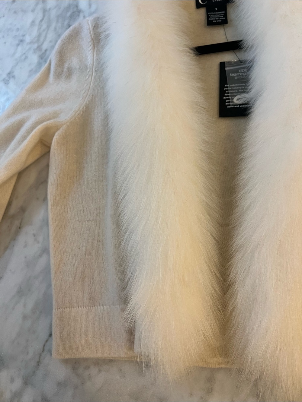 Bloomingdale's cashmere and genuine fox fur ivory cardigan - Picture 4 of 7